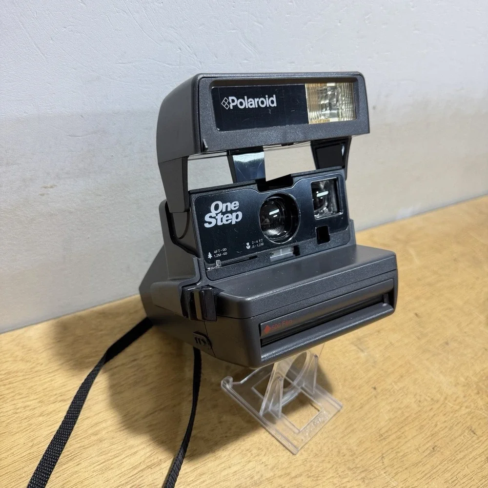 Polaroid One Step 600 Vintage Instant Film Camera with Flash Black Retro